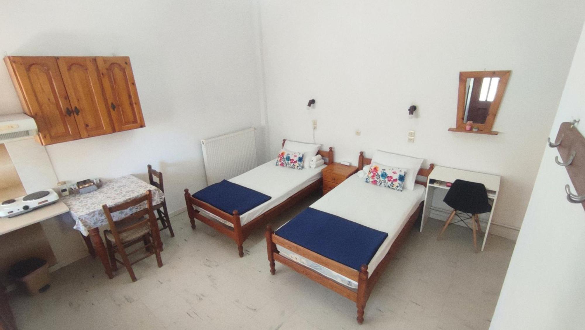 Petralonia Apartment Mytilene Ngoại thất bức ảnh