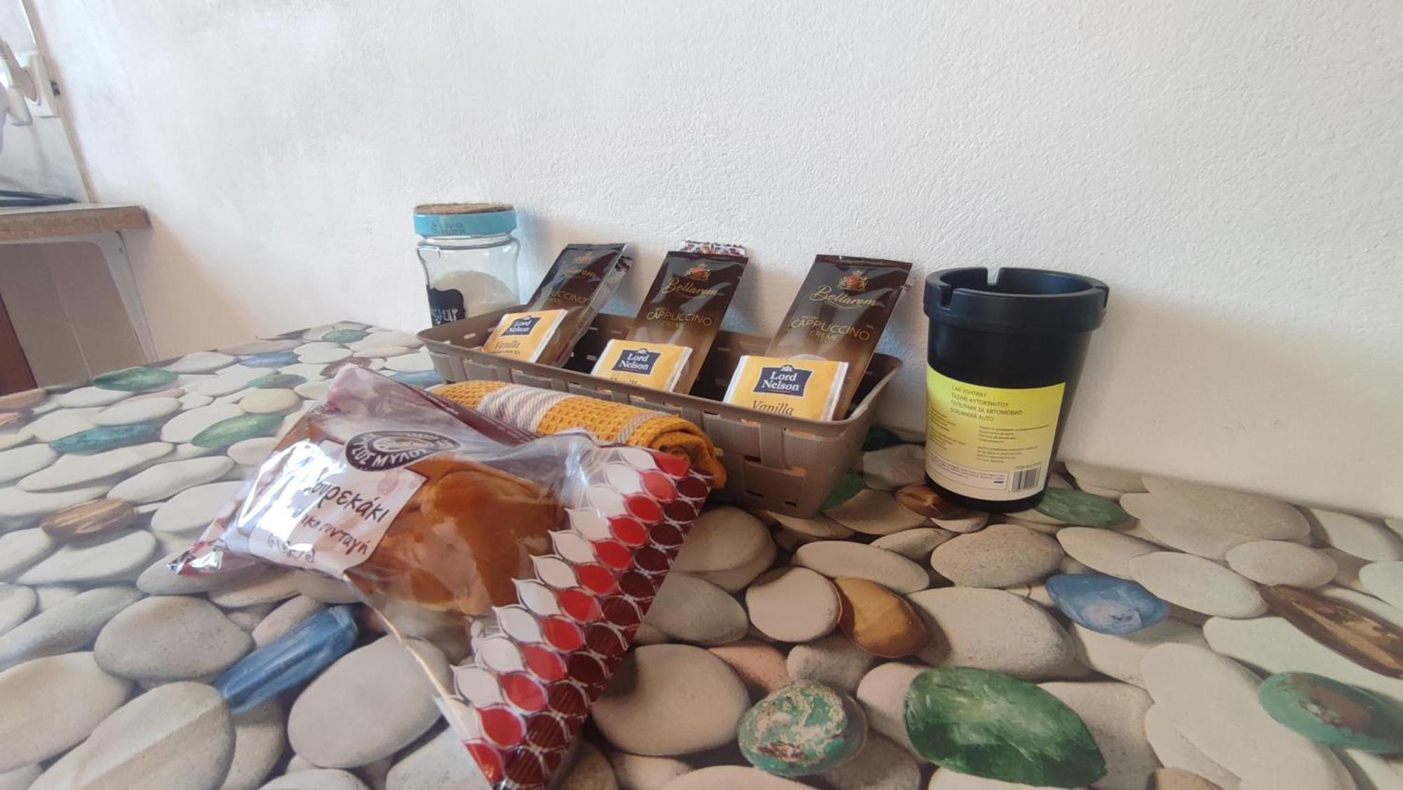 Petralonia Apartment Mytilene Ngoại thất bức ảnh