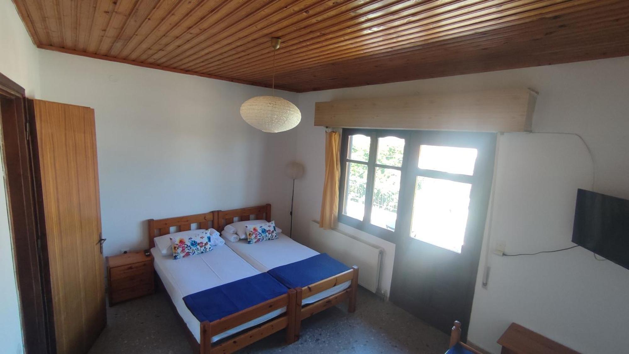 Petralonia Apartment Mytilene Ngoại thất bức ảnh