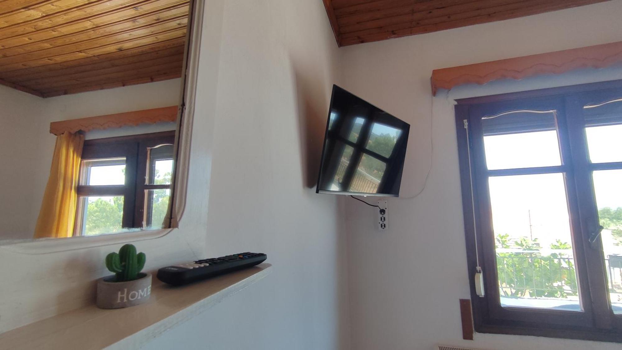 Petralonia Apartment Mytilene Ngoại thất bức ảnh