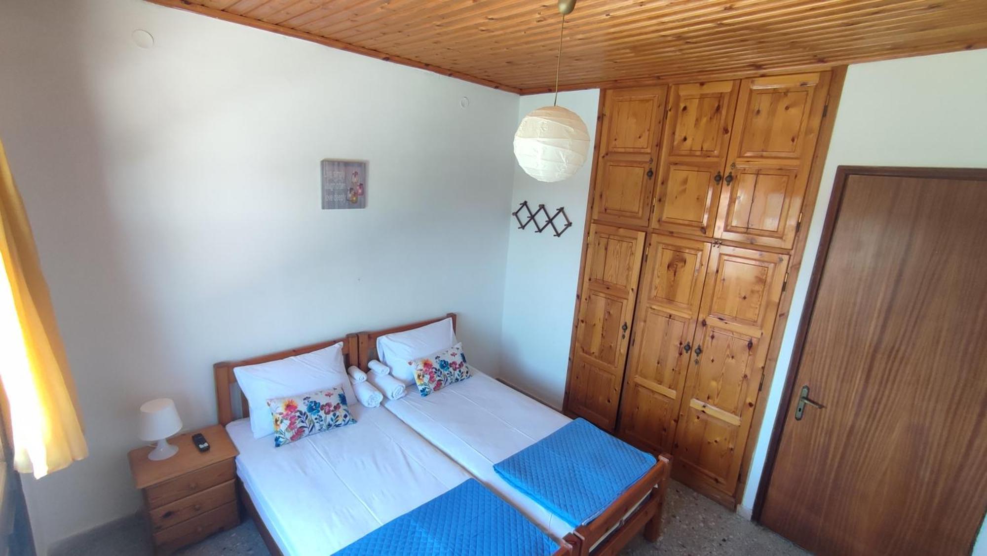 Petralonia Apartment Mytilene Ngoại thất bức ảnh